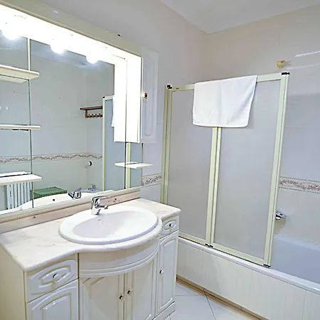 El De Santa Inmaculada By Just Apartamento Santander